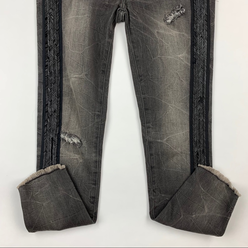 Free People Black Distressed Beaded Jeans Sz 26 - Picture 4 of 14